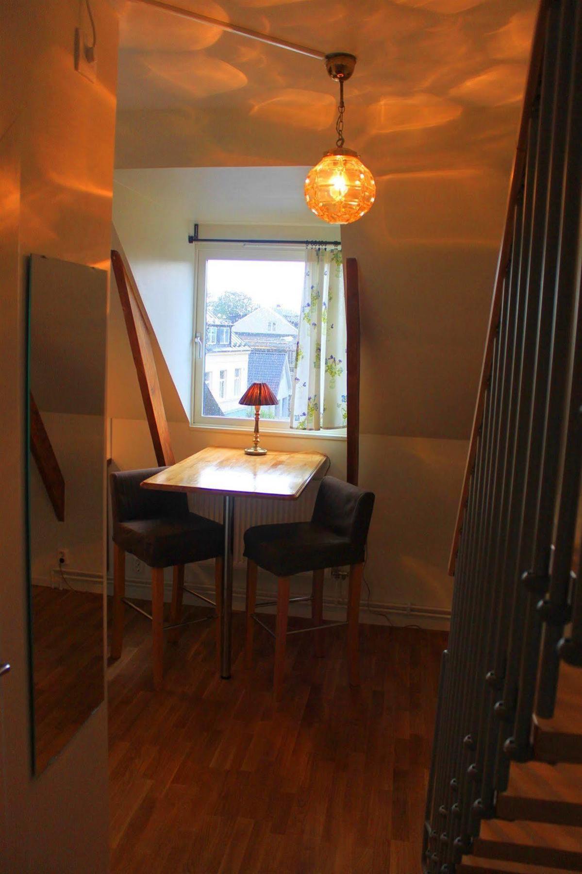Design Hostel Mia Хелзингборг Екстериор снимка