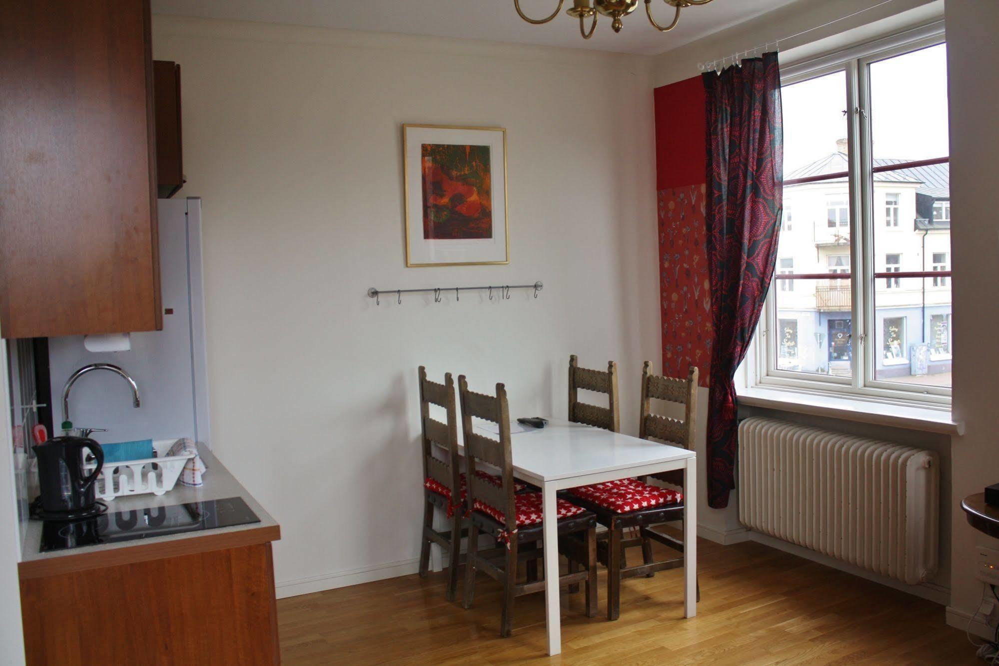 Design Hostel Mia Хелзингборг Екстериор снимка