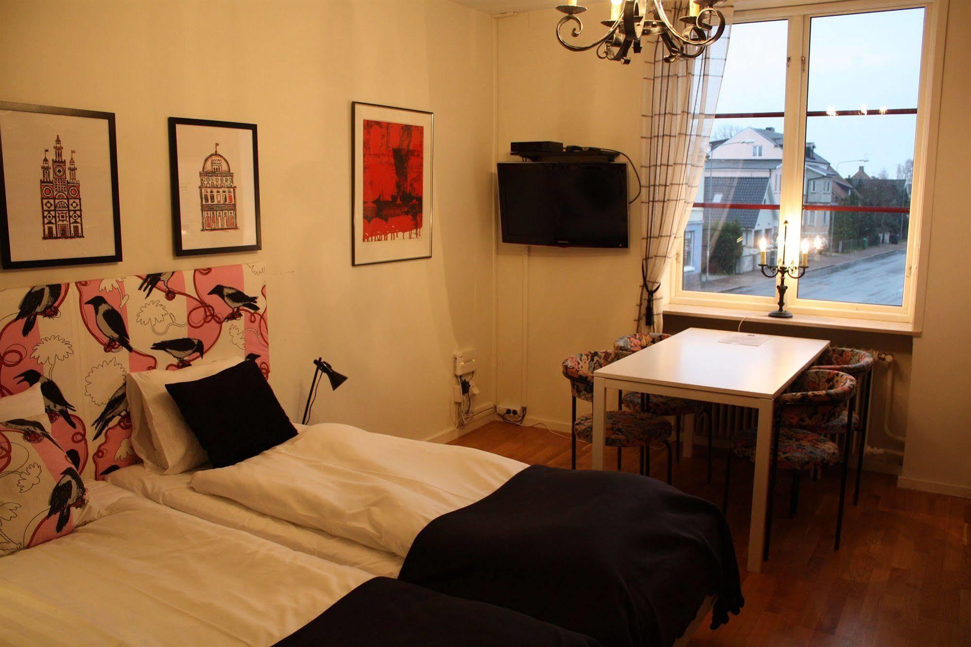 Design Hostel Mia Хелзингборг Екстериор снимка